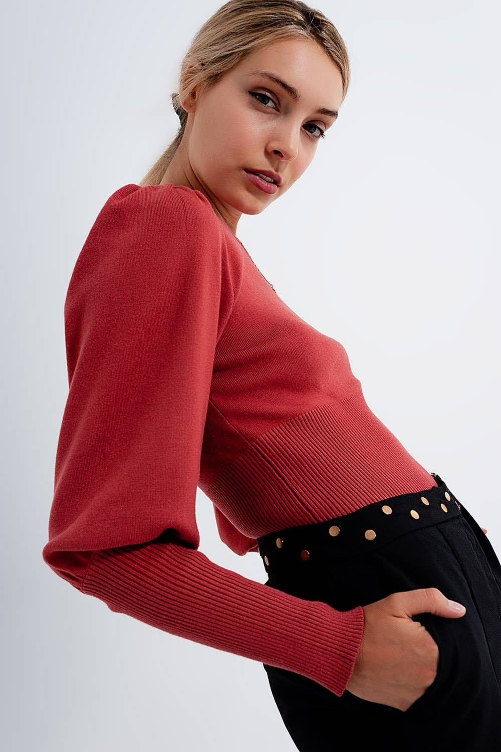 Puff sleeve crew neck knitted jumper in rust