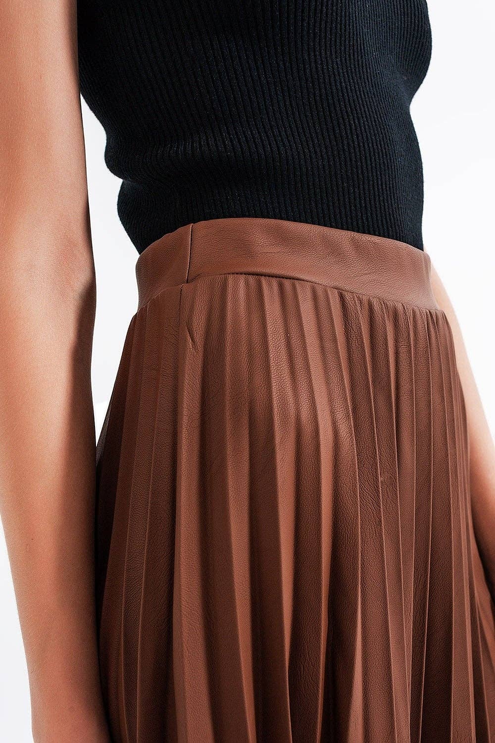 Leather look pleated midi skirt in camel
